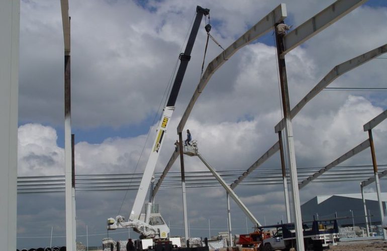 grua metalica industrial